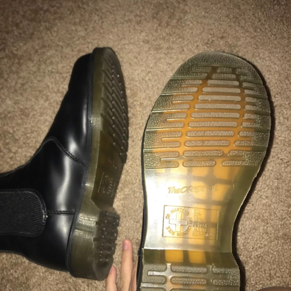 Doc Marten Chelsea Boot - Picture 4 of 4